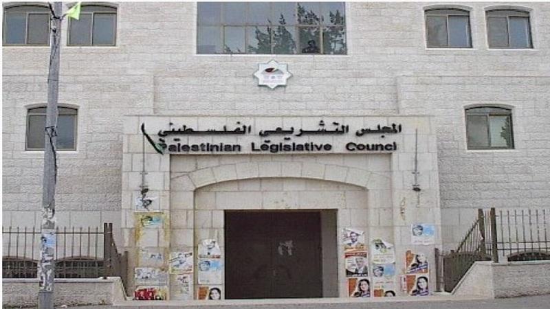 بكليمات مؤثرة.. المجلس التشريعي الفلسطيني ينعي «هنية»