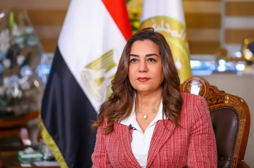 وزيرة التنمية المحلية تواصل متابعة تنفيذ تعريفة الركوب الجديدة لوسائل النقل بالمحافظات