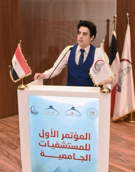 الكابتن باسم عجيبة يشارك في أكبر مونتاج للمدينة الطبية بجامعة عين شمس