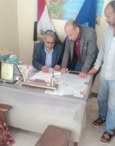 مدير تعاون البحيرة يتابع اعمال ادارتى جناكليس وأبو المطامير الزراعية