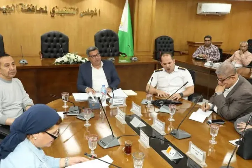 بتكليف من محافظ الجيزة.. السكرتير المساعد يترأس الاجتماع الدوري لمتابعة مشروعات التطوير بمحيط الفنادق