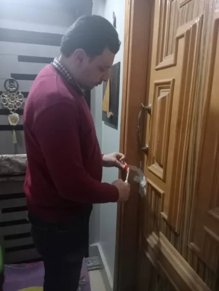 العلاج الحر بزفتى يقوم بغلق وتشميع لعدد من المعامل المخالفة