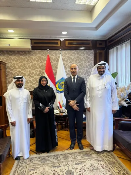 جامعة دمنهور تستقبل الملحق الثقافى البحرينى