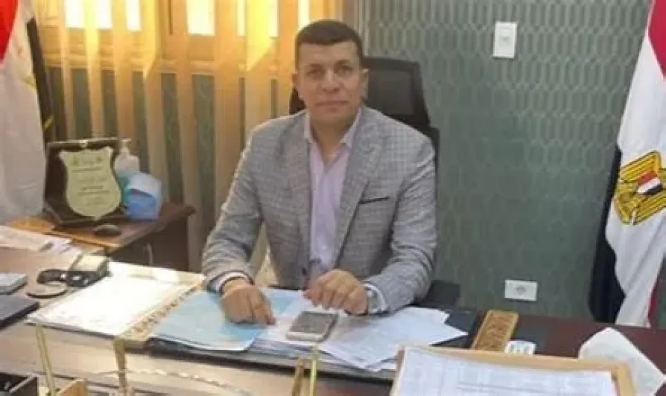 الملاك يحملون رئيس سفنكس أسباب ضياع سنين عمرهم