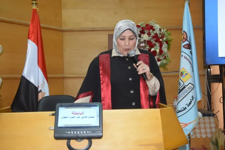 محافظ الغربية يشهد مناقشة دكتوراه مدير عام مكتبه حول رأس المال الفكري وإدارة الأزمات