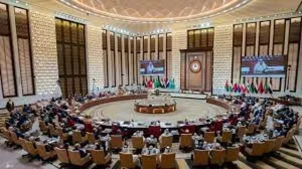 بث مباشر .. انطلاق أعمال القمة العربية في بغداد بمشاركة واسعة لقادة وزعماء الدول