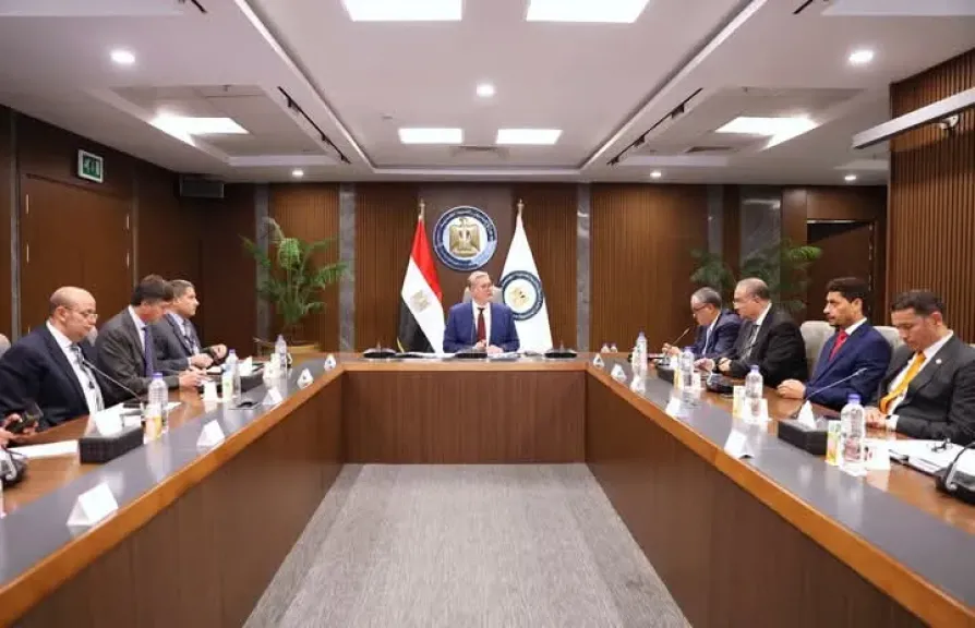 وزير البترول: الحكومة تضع على رأس أولوياتها دعم مناخ الاستثمار في قطاع البترول