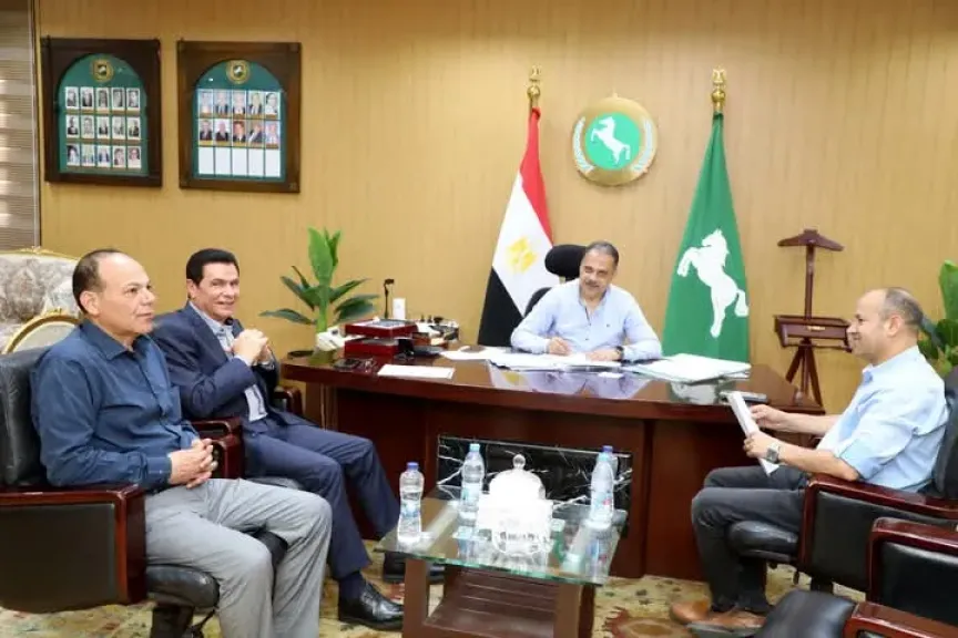 محافظ الشرقية يلتقي نواب البرلمان لاستعراض وحل مشاكل المواطنين بدوائرهم المختلفة