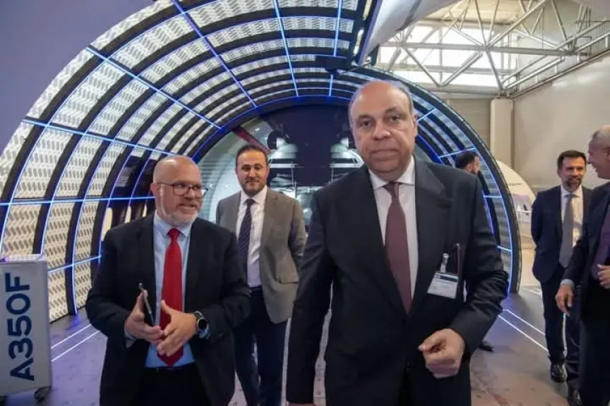 وزير الطيران المدني ورئيس القابضة لمصر للطيران يزورا المقر الرئيسي لشركة إيرباص بمدينة  تولوز بفرنسا