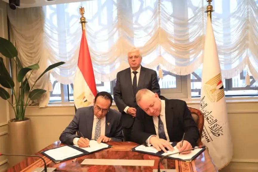 وزير التعليم العالي يشهد توقيع مذكرة تفاهم بين جامعة إيست لندن وجامعة إيست كابيتال (تحت التأسيس)