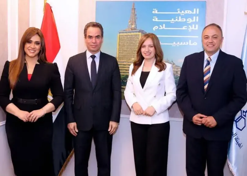 بثلاثة من نجوم ماسبيرو .. برنامج (العالم غدا) على القناة الأولى ينطلق قريبا