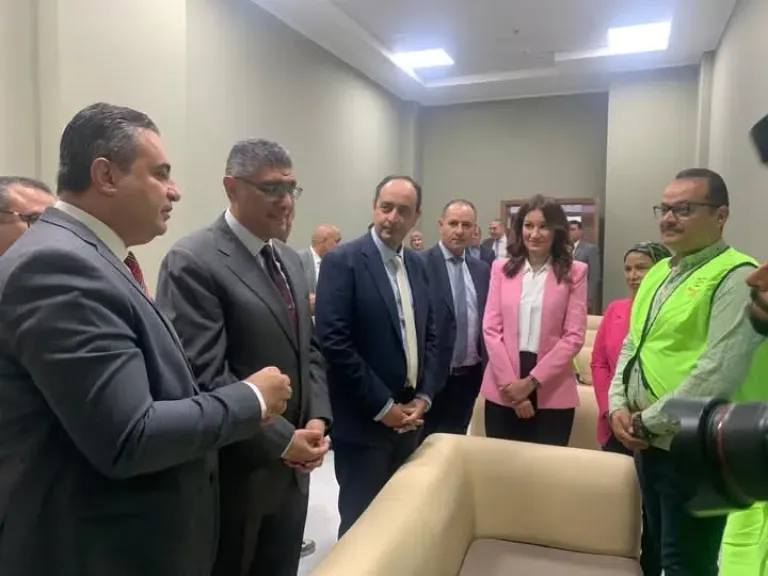 المهندس عادل النجار محافظ الجيزة يزور مركز إمبابة لعلاج وتأهيل مرضى الإدمان