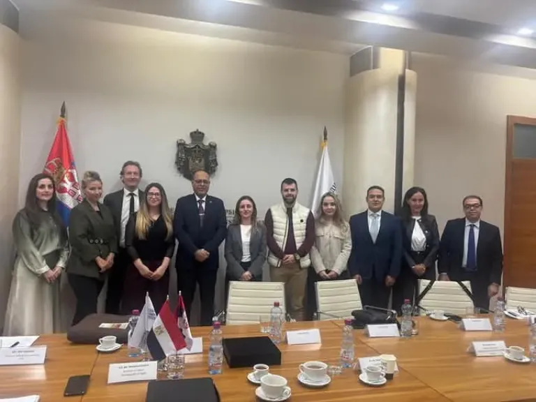 وزير العمل يستكمل لقاءاته في صربيا بإجتماع مع رئيس غرفة التجارة والصناعة