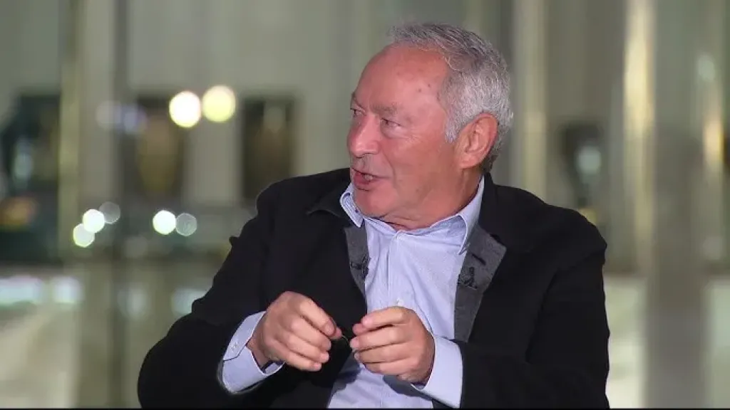 سميح ساويرس: الدولة الآن ترحب برجال الأعمال .. لكن التقدم يحتاج وقتًا