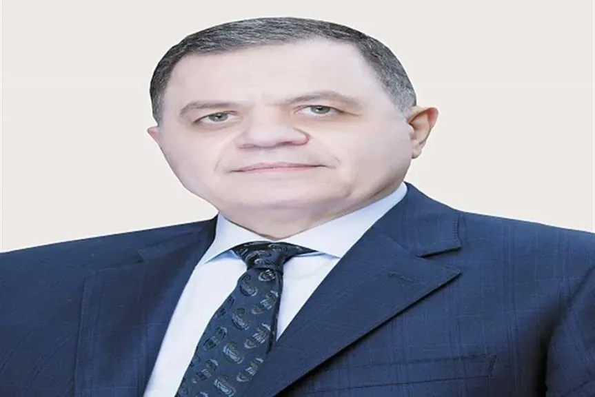 وزير الداخلية يهنئ الرئيس السيسي بمناسبة عيد الأضحى المبارك