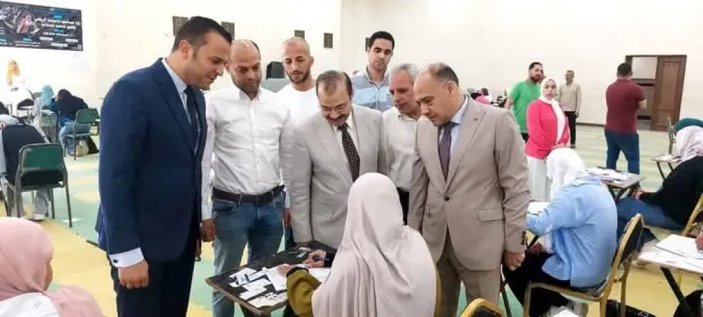 نائب رئيس جامعة بنها لشئون خدمة المجتمع  يتفقد سير امتحانات الفصل الدراسي الثاني