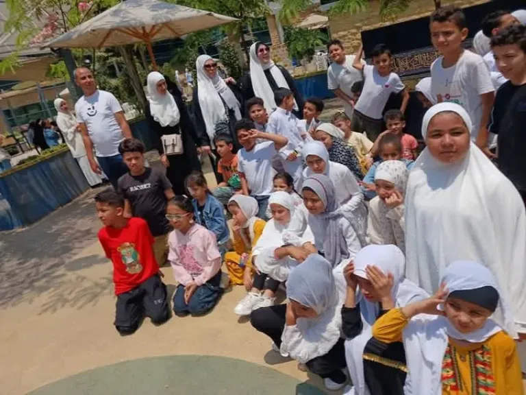 أطفال مسجد مصر يشاركون أطفال 57357 محاكاة مناسك الحج