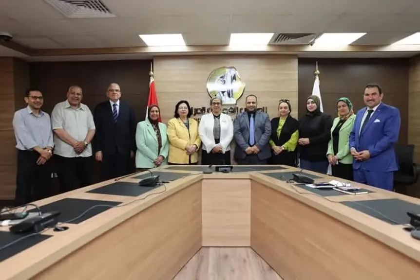 رئيسة المجلس القومي للمرأة تستقبل وفد من اللجنة الاستشارية بجهاز مستقبل مصر لبحث سبل التعاون