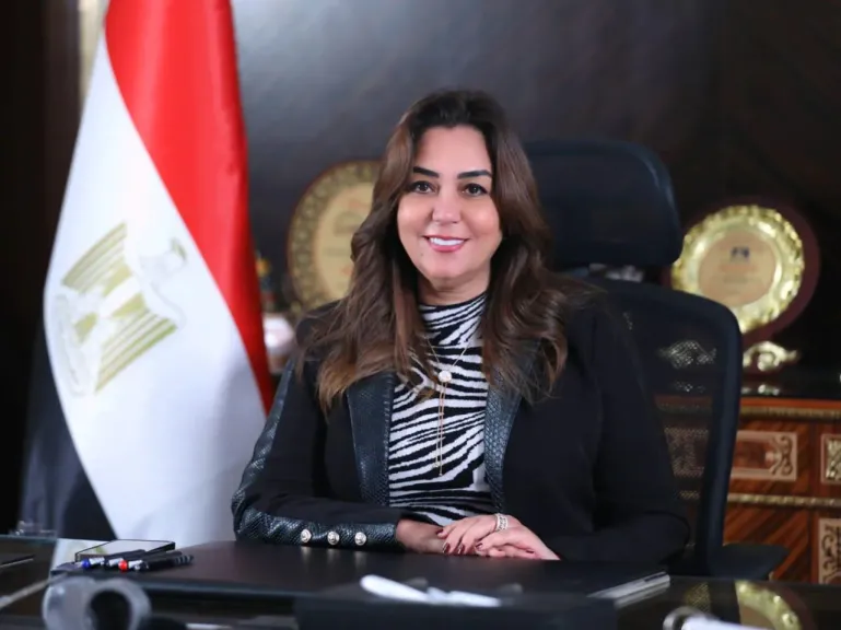 وزيرة التنمية المحلية تتابع مع المحافظين تطورات الوضع خلال أول أيام عيد الأضحي