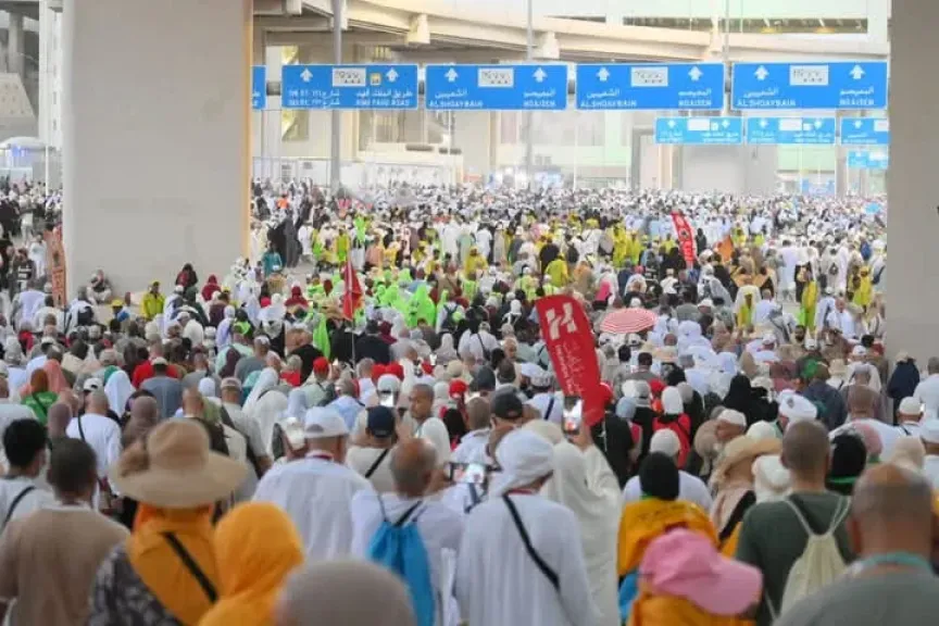 بعثة حج ”الجمعيات الأهلية” تتابع إقامة الحجاج في منى خلال أيام التشريق