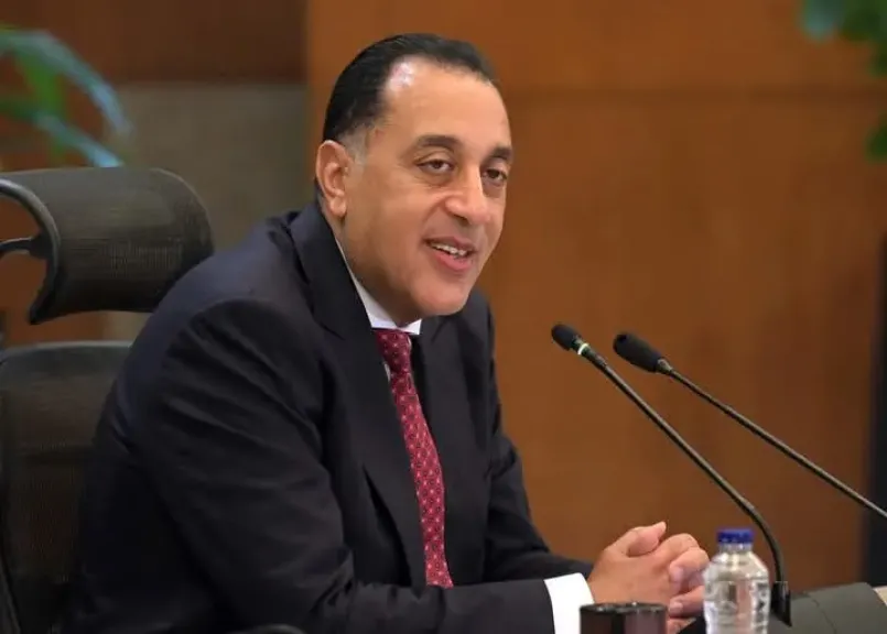 خلال اتصال هاتفي مساء اليوم.. رئيس الوزراء يُهنىء نظيره السوداني بتوليه منصبه الجديد