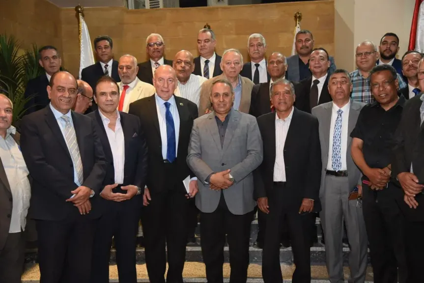 تحالف الأحزاب المصرية ينتهي من تشكيل لجانه الانتخابية لإدارة انتخابات مجلس الشيوخ واعتمادها رسميًا من الأمين العام النائب تيسير مطر