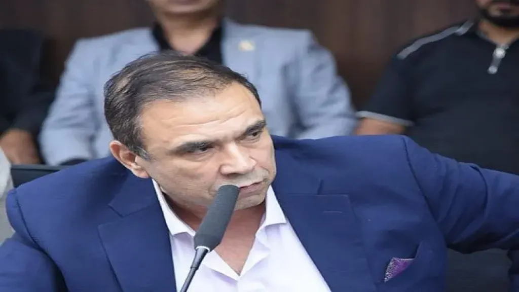 مدحت بركات: اصطفاف المصريين خلف القيادة ضرورة لمواجهة التحديات الإقليمية