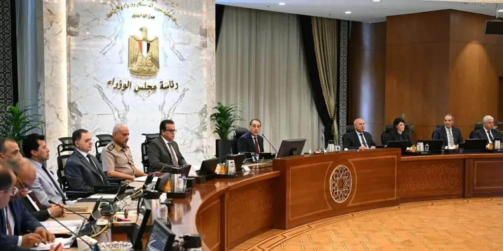 رئيس الوزراء يترأس الاجتماع الأسبوعي للحكومة