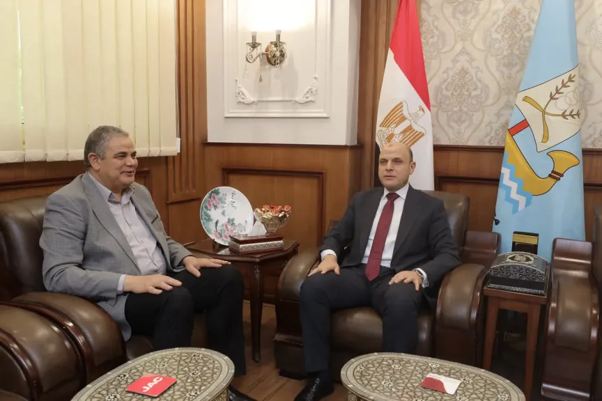 محافظ كفرالشيخ يناقش عدد من الملفات التعليمية والتنموية مع رئيس الجامعة