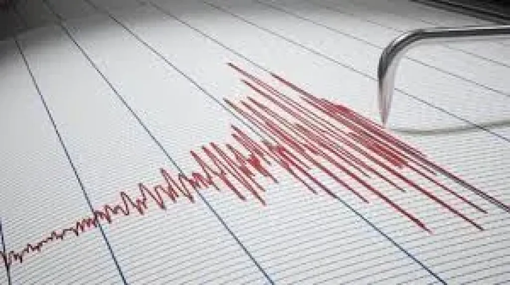 زلزال بقوة 5.2 درجة على مقياس ريختر وسط إيران