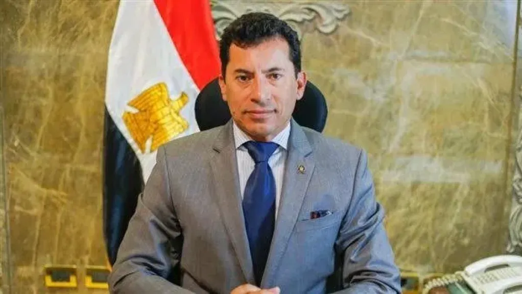 تحويل مركزي شباب العبور والساحة الشعبية إلى مراكز تنمية شبابية ببني سويف