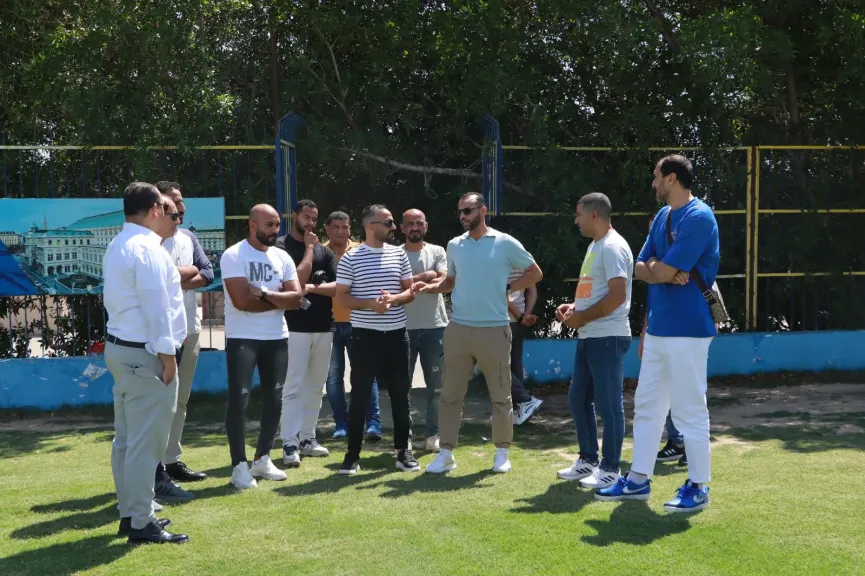 الجهاز الفني لفريق لاڤيينا يتفقد منشآت النادي استعدادا لبدء فترة الإعداد