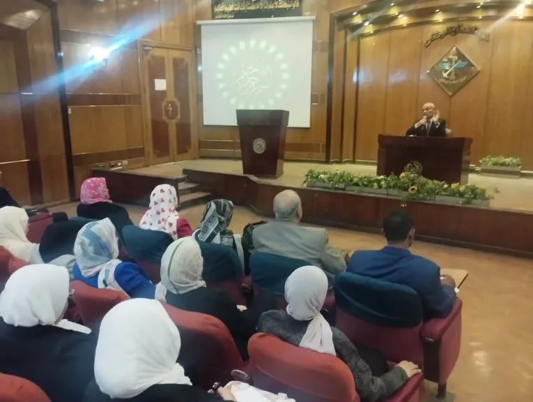 الشباب والرياضة تنفذ الدورة التدريبية رقم ١١٥ في ( الاستراتيجية والأمن القومي)
