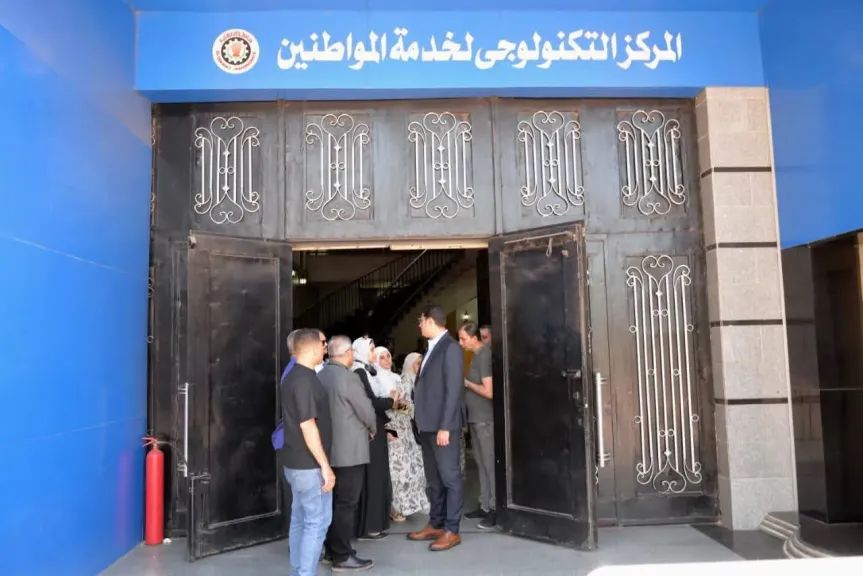 جولة تفقدية لنائب محافظ الدقهلية بالمركز التكنولوجي ومركز الشبكة الوطنية للطوارئ والسلامة العامة