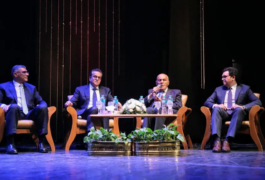 ”النجار” تمثال مجدي يعقوب سيُقام في ميدان الكيت كات بحي إمبابة