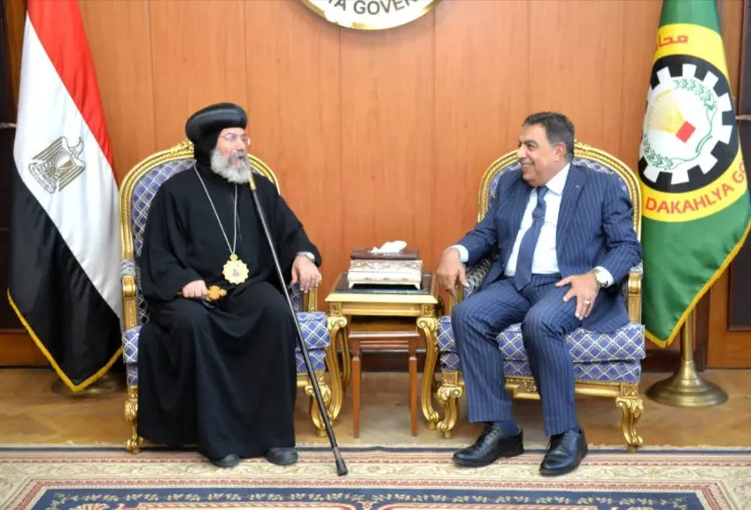 محافظ الدقهلية يستقبل وفد مطرانية الأقباط بميت غمر في لقاء تعزيز أواصر التواصل والمحبة