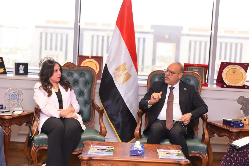 وزير العمل يستعرض مع وفد ”إبدأ لتنمية المشروعات” ما تم إنجازه في تطوير 5 مراكز تدريب مهني بالمحافظات