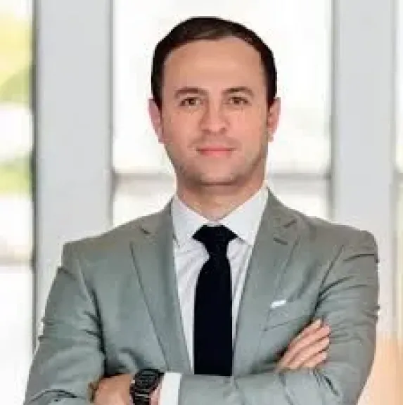 شحاته زكريا يكتب بين التطبيع والمقاومة.. كيف تُعيد مصر رسم حدود اللعبة؟