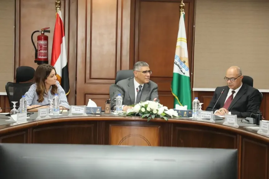 ”النجار” يبحث موقف المرافق بالمنطقة الصناعية بأبورواش ويوجّه بحزمة إجراءات عاجلة