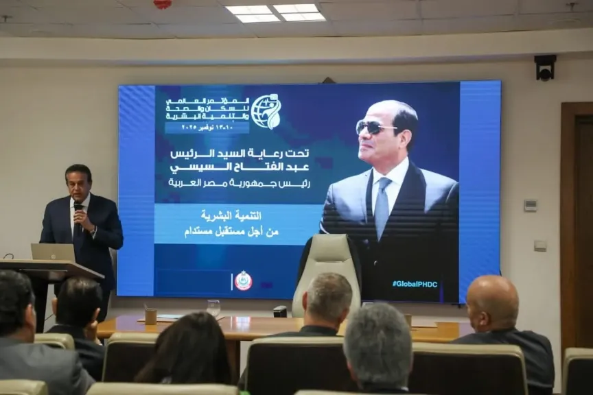 وزير الصحة ووزير الخارجية يجتمعان مع السفراء المرشحين لتمثيل مصر بعدد من الدول