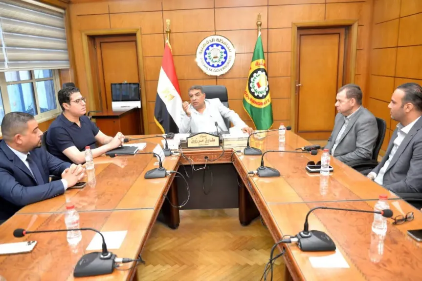 محافظ الدقهلية يعقد أول اجتماع بمجلس إدارة جمعية المستثمرين الجدد بالمنطقة الصناعية بجمصة