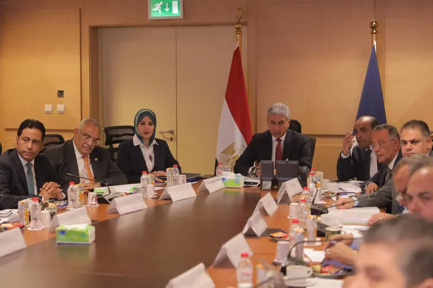 وزير السياحة والآثار يترأس اجتماع مجلس إدارة المجلس الأعلى للآثار