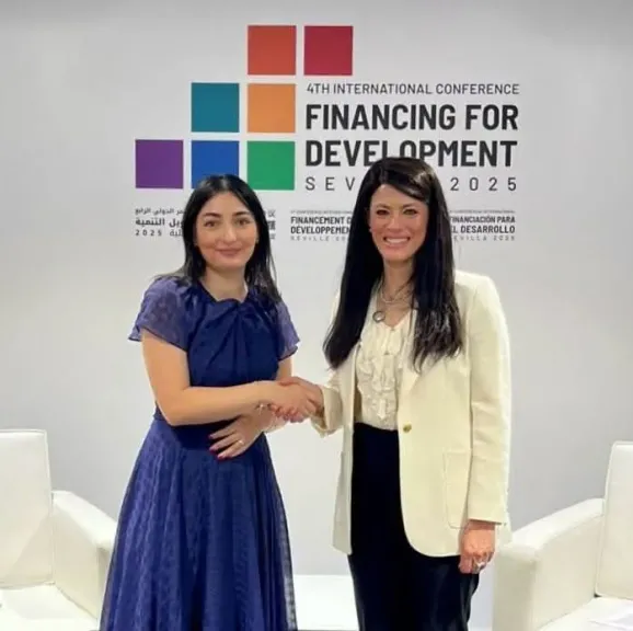 وزيرة التخطيط والتنمية الاقتصادية والتعاون الدولي تعقد جلسة مباحثات موسعة مع نظيرتها الألمانية لمناقشة أولويات الشراكة بين البلدين