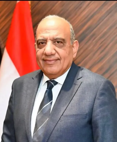 وزير الكهرباء والطاقة المتجددة يتابع إطلاق التيار بمحطة محولات “روافع رشيد 2” بجهد 220/66/11 ك.ف