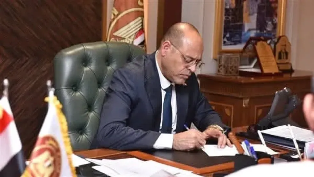 وزير العمل:  8 إجراءات عاجلة اتخذتها ”شركة أديس” لتعويض أسر العاملين ضحايا حادث غرق ”أدمارين 12 ” في خليج السويس