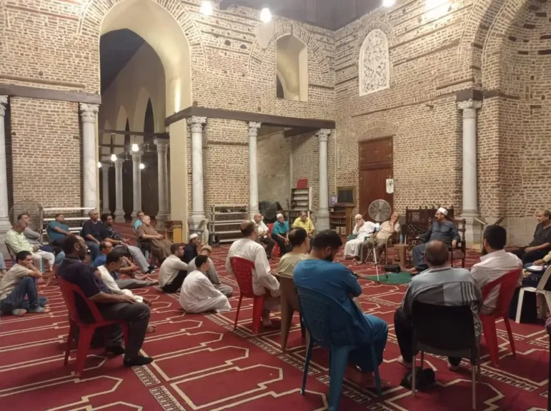 وزارة الأوقاف تعقد أكثر من (2963) ندوة علمية بعنوان: ”باب ما يقولُ في المسجد وفضل نية الاعتكاف وتحية المسجد” ضمن البرنامج الدعوي ”مجالس الذاكرين”