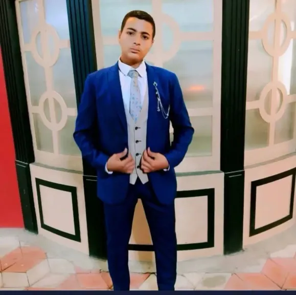 قرية البديني بإهناسيا تكتس بالسواد حزنًا على شهيد لقمة العيش