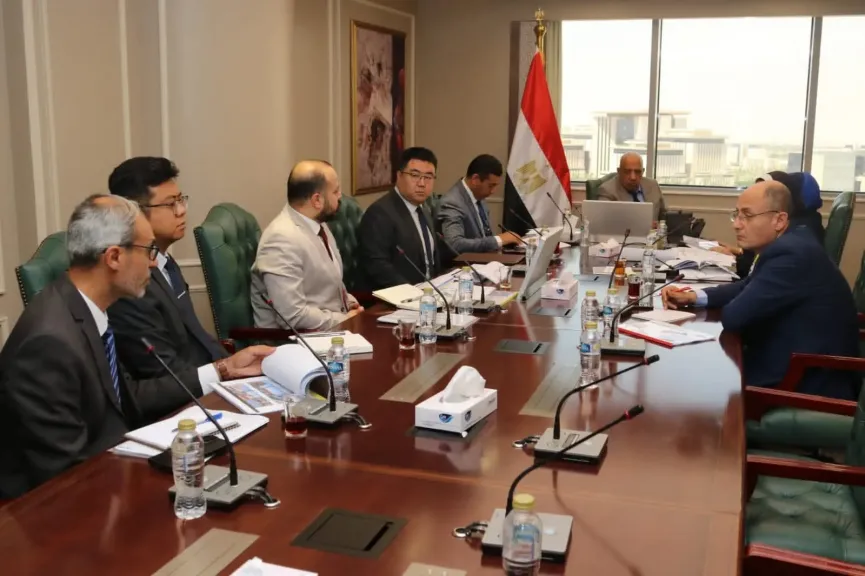 وزير الكهرباء والطاقة المتجددة يتابع مستجدات الموقف التنفيذي لأعمال توفير التغذية الكهربائية لمشروعات الدلتا الجديدة