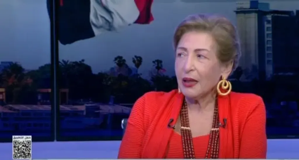 ليلى عز العرب تكشف بداياتها الفنية: بدأت ككومبارس صامت في ”معالي الوزير” أثناء عملي بالبنك