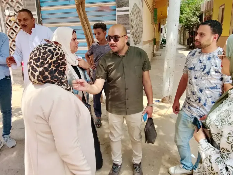 جانب من المتابعة 